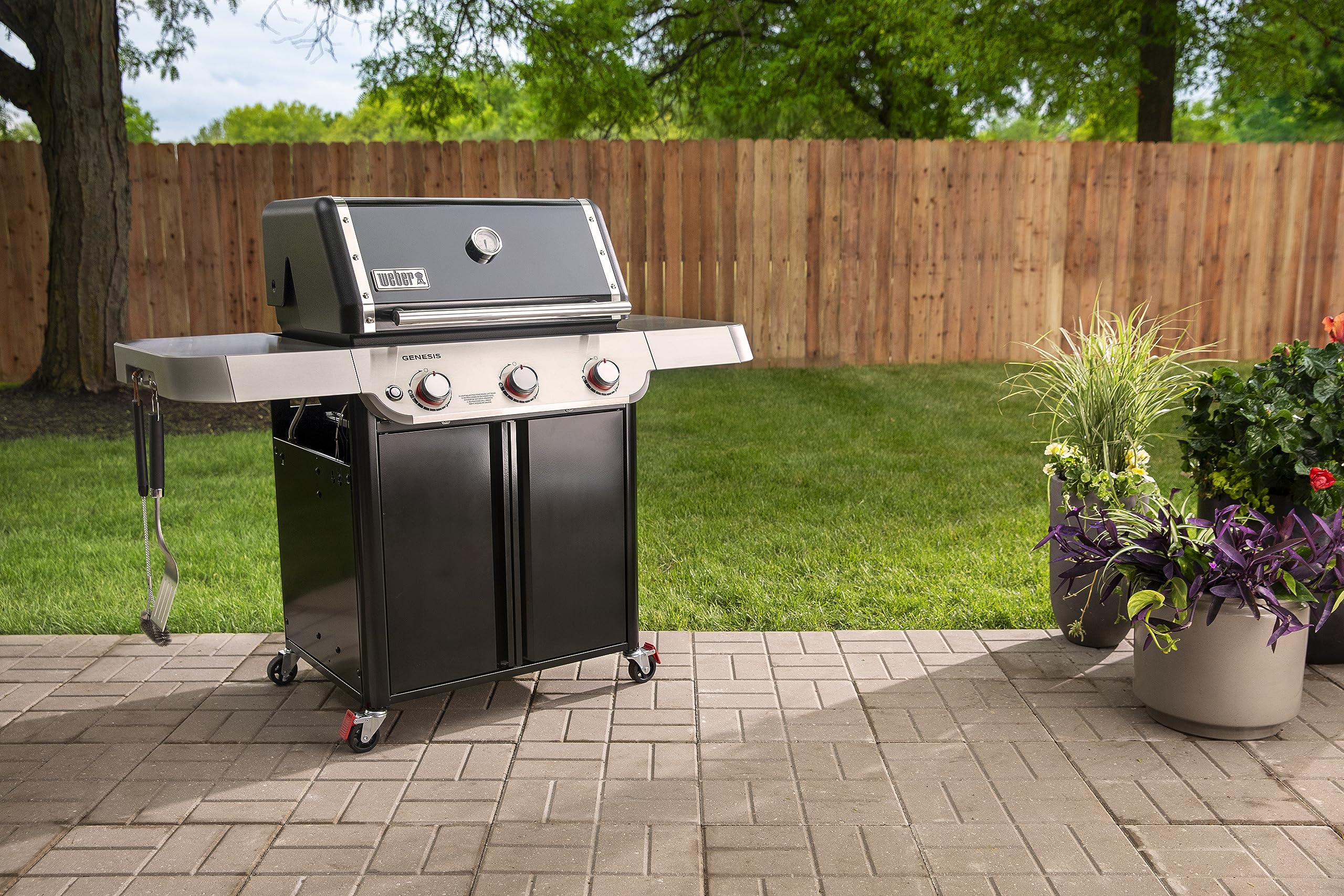 Weber Genesis E-315 Gas Grill for Outdoor Cooking, Propane Grill, Black